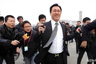 郑大世问朝鲜主帅球队同2010年比有何提升，答“各方面都更好”
